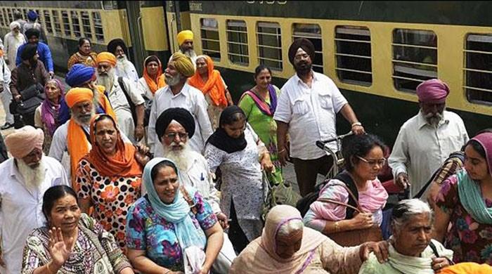 Indian authorities stopping Sikh pilgrims from traveling to Pakistan